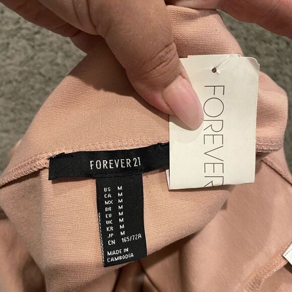 Forever 21 nude body con skirt NWT - Picture 2 of 2
